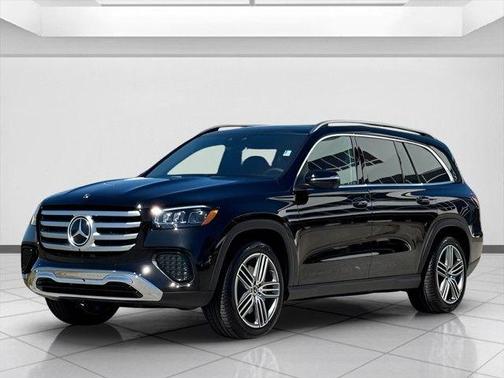 Obsidian Black Metallic 2025 Mercedes-Benz GLS 450 4MATIC