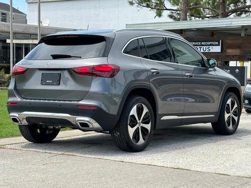 2025 Mercedes-Benz GLA 250 Base