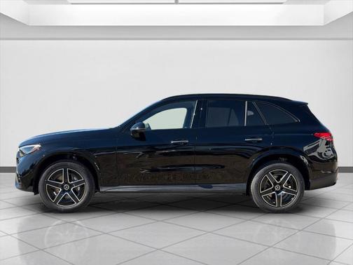 2026 Mercedes-Benz GLC 300 Base
