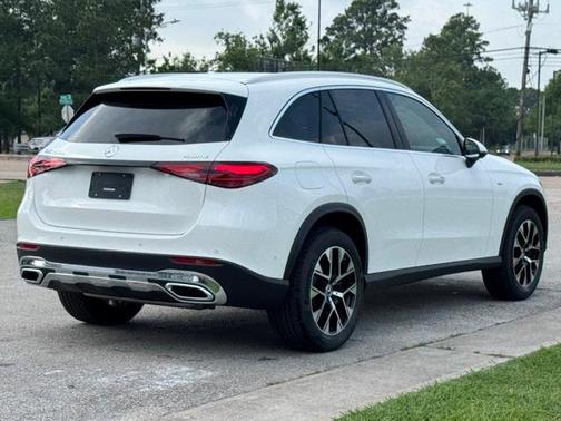 2025 Mercedes-Benz GLC 350e Base 4MATIC