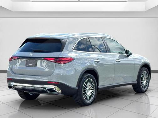 2026 Mercedes-Benz GLC 300 Base