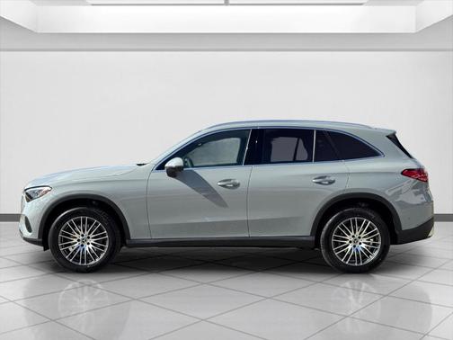 2026 Mercedes-Benz GLC 300 Base