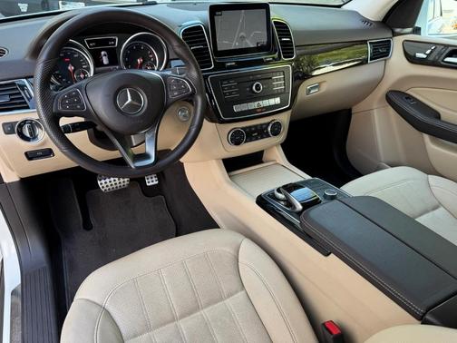 2019 Mercedes-Benz GLE 400 Base 4MATIC