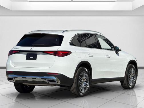 2026 Mercedes-Benz GLC 300 Base