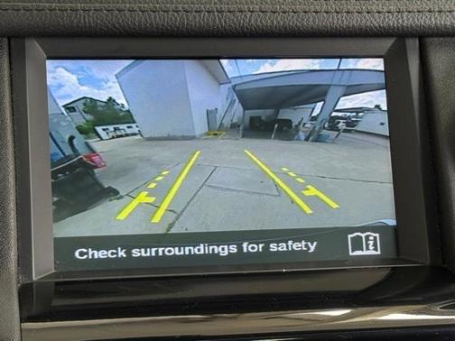 2016 Land Rover LR4 Base