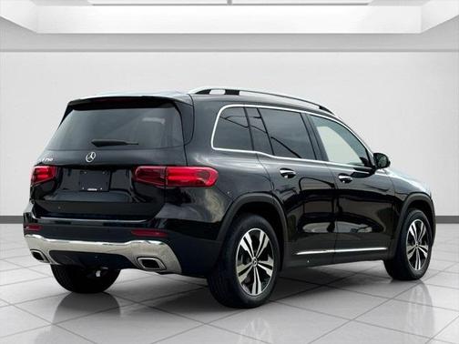 2025 Mercedes-Benz GLB 250 Base