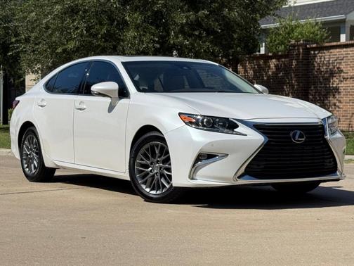 2018 Lexus ES 350 Base