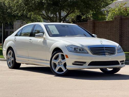 White 2013 Mercedes-Benz S-Class S 550
