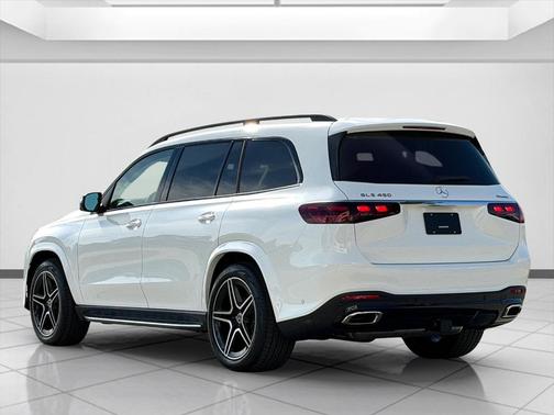 2026 Mercedes-Benz GLS 450 4MATIC