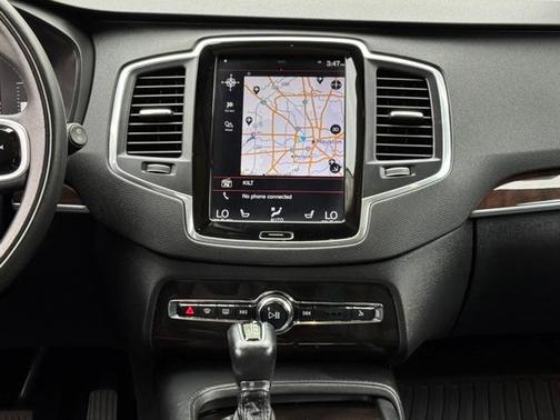 2019 Volvo XC90 T5 Momentum