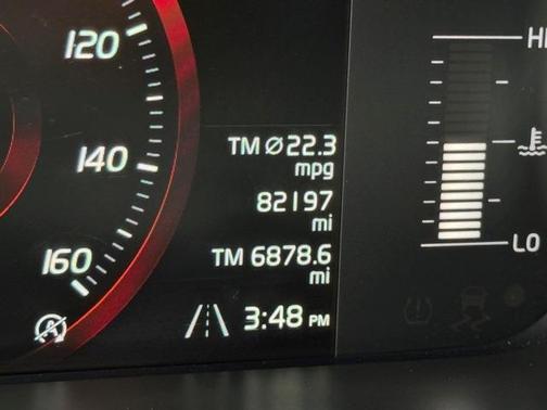 2019 Volvo XC90 T5 Momentum