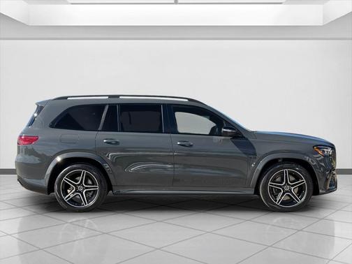 2026 Mercedes-Benz GLS 450 4MATIC
