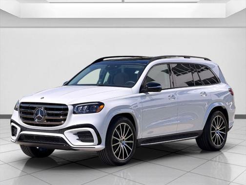 MANUFAKTUR Moonlight White Metallic 2026 Mercedes-Benz GLS 450 4MATIC