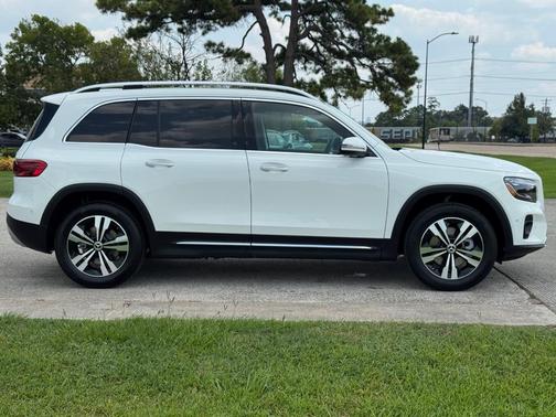 2026 Mercedes-Benz GLB 250 Base 4MATIC