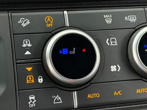 2024 Land Rover Defender P400 S