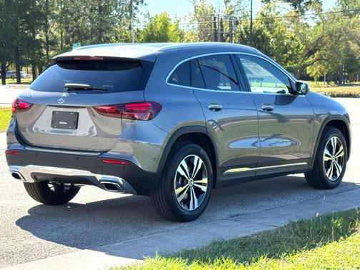 2026 Mercedes-Benz GLA 250 Base