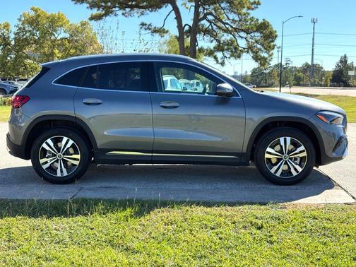 2026 Mercedes-Benz GLA 250 Base