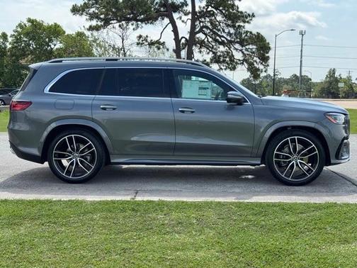 2025 Mercedes-Benz GLS 450 4MATIC