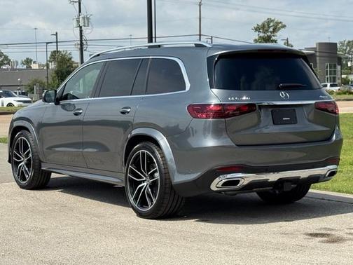 2025 Mercedes-Benz GLS 450 4MATIC