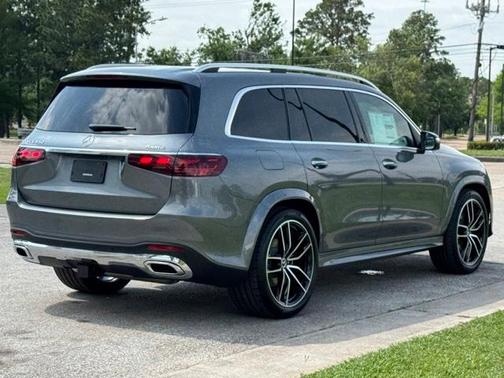 2025 Mercedes-Benz GLS 450 4MATIC
