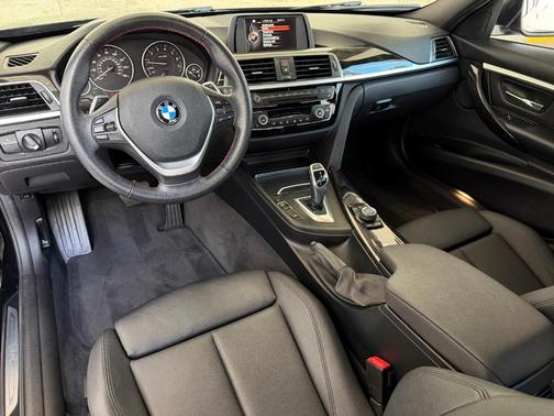 2017 BMW 330 i