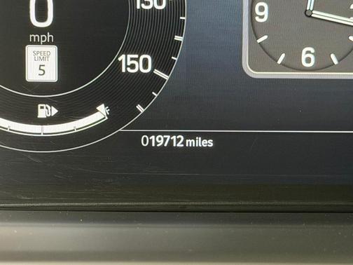 2024 Land Rover Discovery P360 Dynamic SE