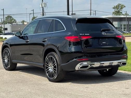 2025 Mercedes-Benz GLC 300 Base