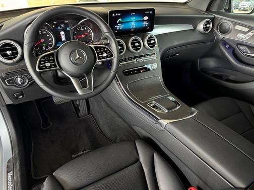 2021 Mercedes-Benz GLC 300 Base