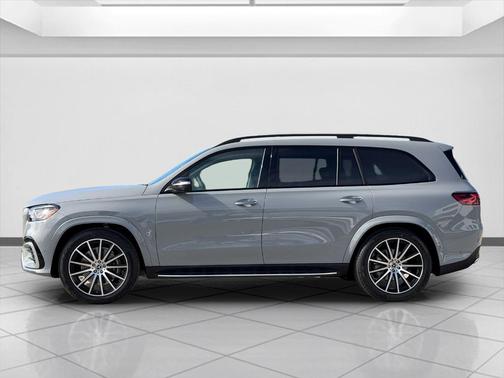 2026 Mercedes-Benz GLS 450 4MATIC