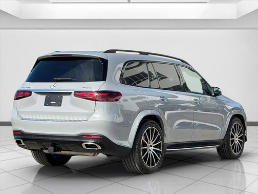 2026 Mercedes-Benz GLS 450 4MATIC