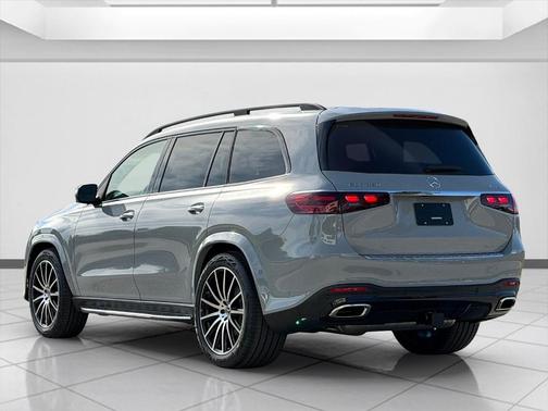2026 Mercedes-Benz GLS 450 4MATIC