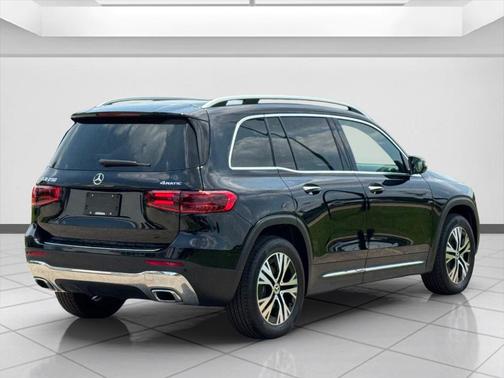 2026 Mercedes-Benz GLB 250 Base 4MATIC