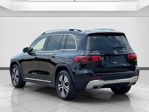 2026 Mercedes-Benz GLB 250 Base 4MATIC