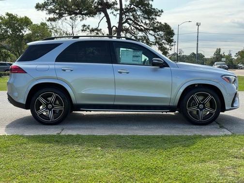 2025 Mercedes-Benz GLE 450e Base 4MATIC