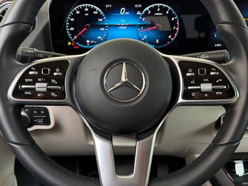 Black 2023 Mercedes-Benz GLA 250 Base
