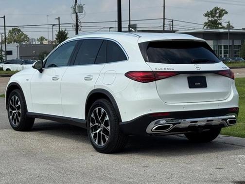 2025 Mercedes-Benz GLC 350e Base 4MATIC