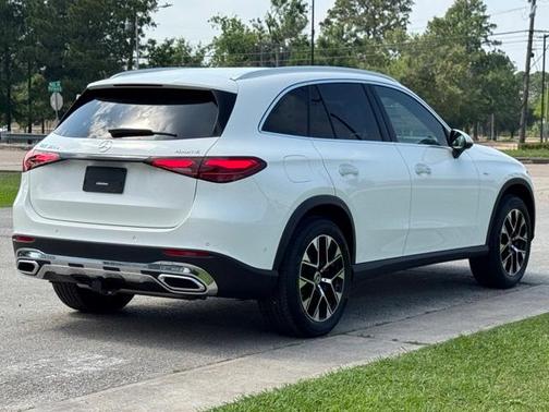 2025 Mercedes-Benz GLC 350e Base 4MATIC