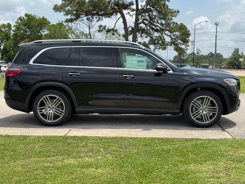 2025 Mercedes-Benz GLS 450 4MATIC