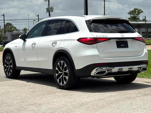 2025 Mercedes-Benz GLC 350e Base 4MATIC