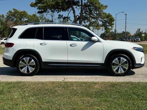 2024 Mercedes-Benz EQB 300 Base 4MATIC
