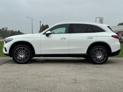 2025 Mercedes-Benz GLC 300 Base