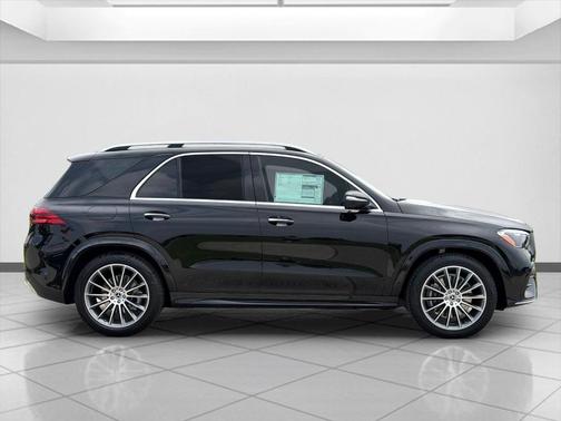 Obsidian Black 2026 Mercedes-Benz GLE 580 AWD 4MATIC