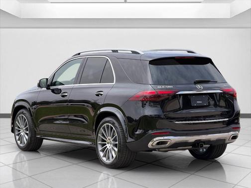 Obsidian Black 2026 Mercedes-Benz GLE 580 AWD 4MATIC