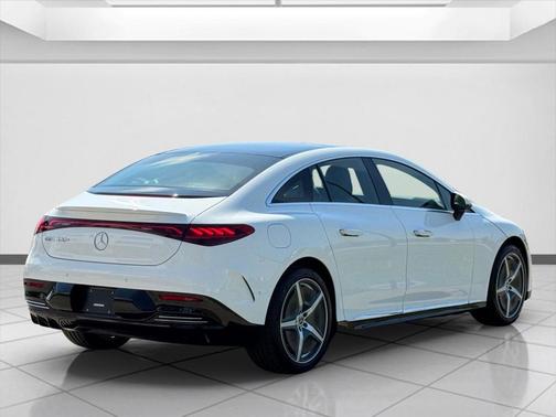 2026 Mercedes-Benz EQE 320+ 320+