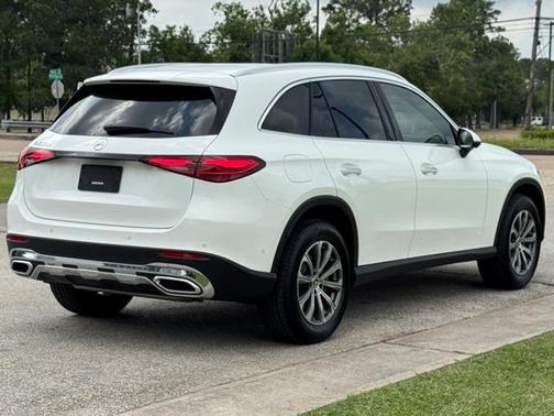 2025 Mercedes-Benz GLC 300 Base