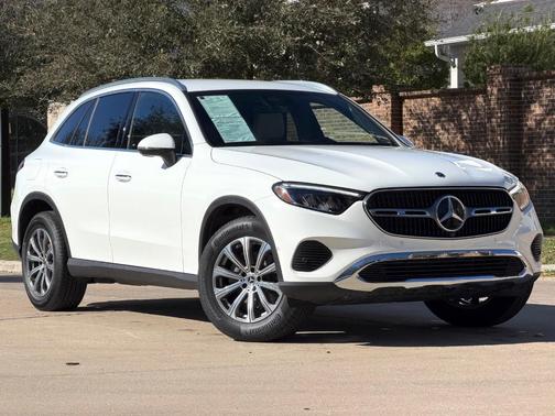 2025 Mercedes-Benz GLC 300 Base