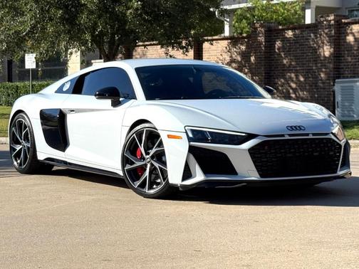 2022 Audi R8 5.2 V10 performance