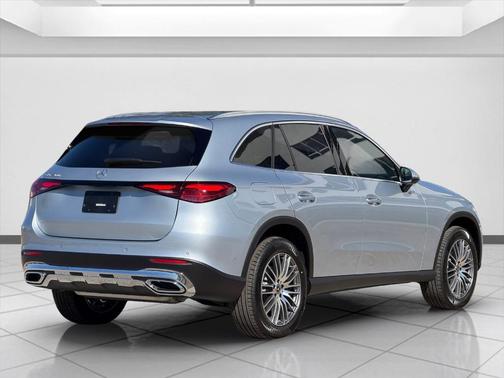 2026 Mercedes-Benz GLC 300 Base