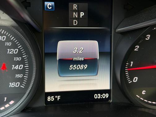 2019 Mercedes-Benz GLC 300 Base