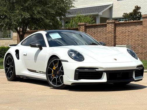 2025 Porsche 911 Turbo S